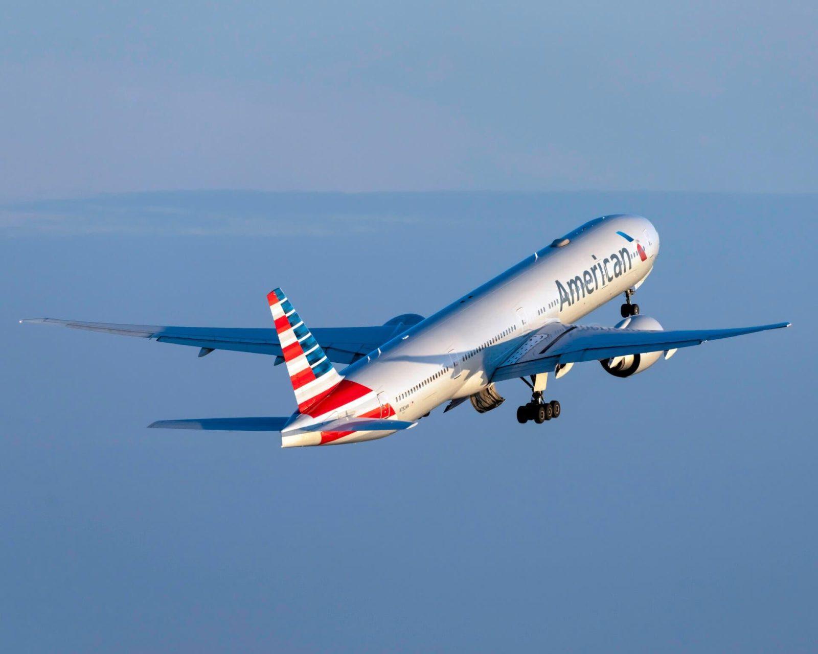 American Airlines Boeing 777 323ER N732AN 1