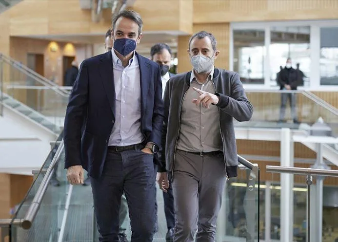 mitsotakis viva wallet