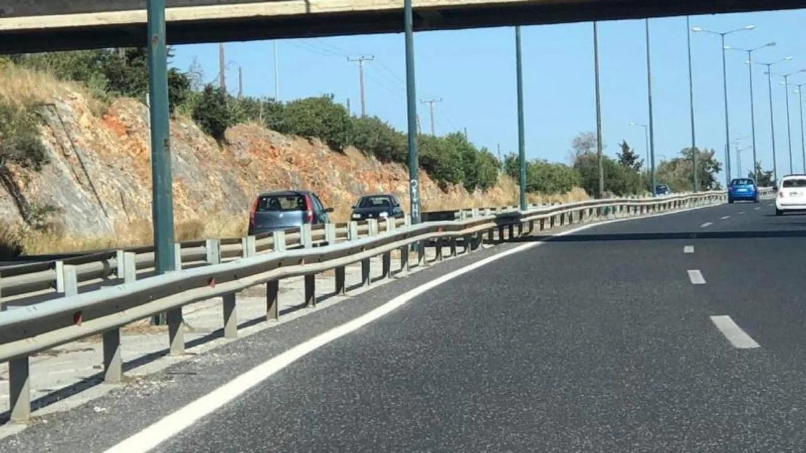 kriti voak odigouse anapoda 2