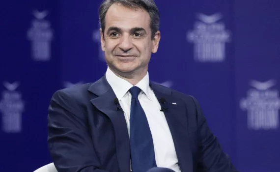 mitsotakis forum delfi