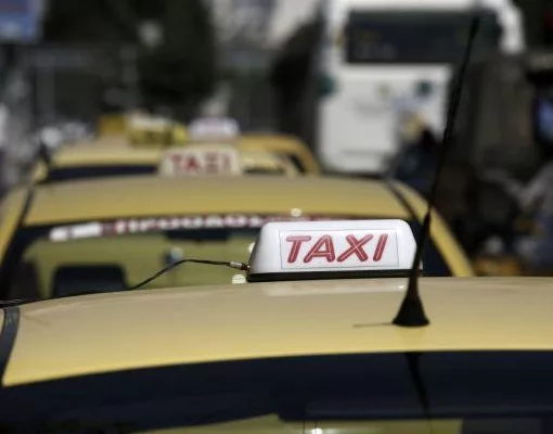 taxi 600x400 1