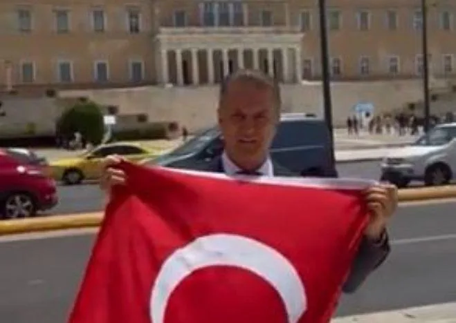 vouli tourkos