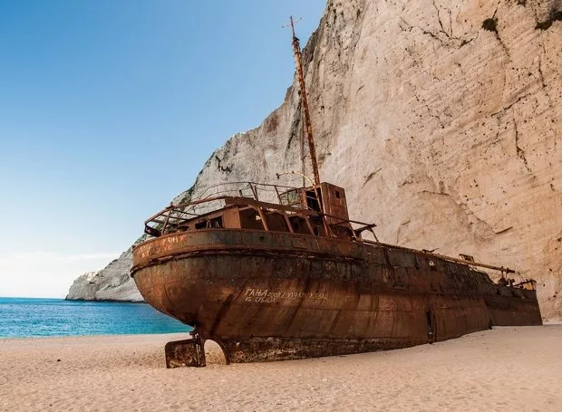 Navagio Zakinthou