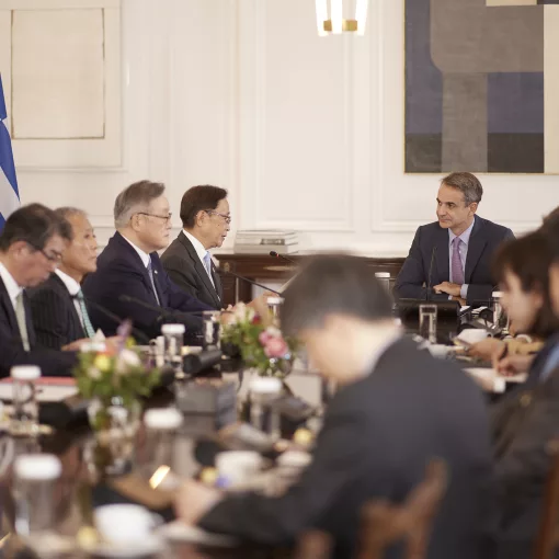 mitsotakis iapones scaled