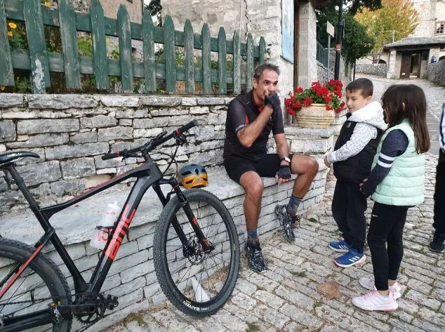 mitsotakis podilato