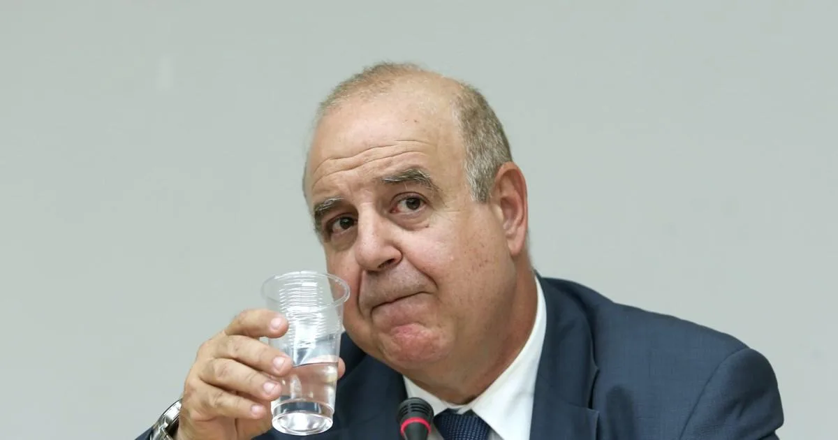 7fd0116f612d4fd4be044bab214ee353