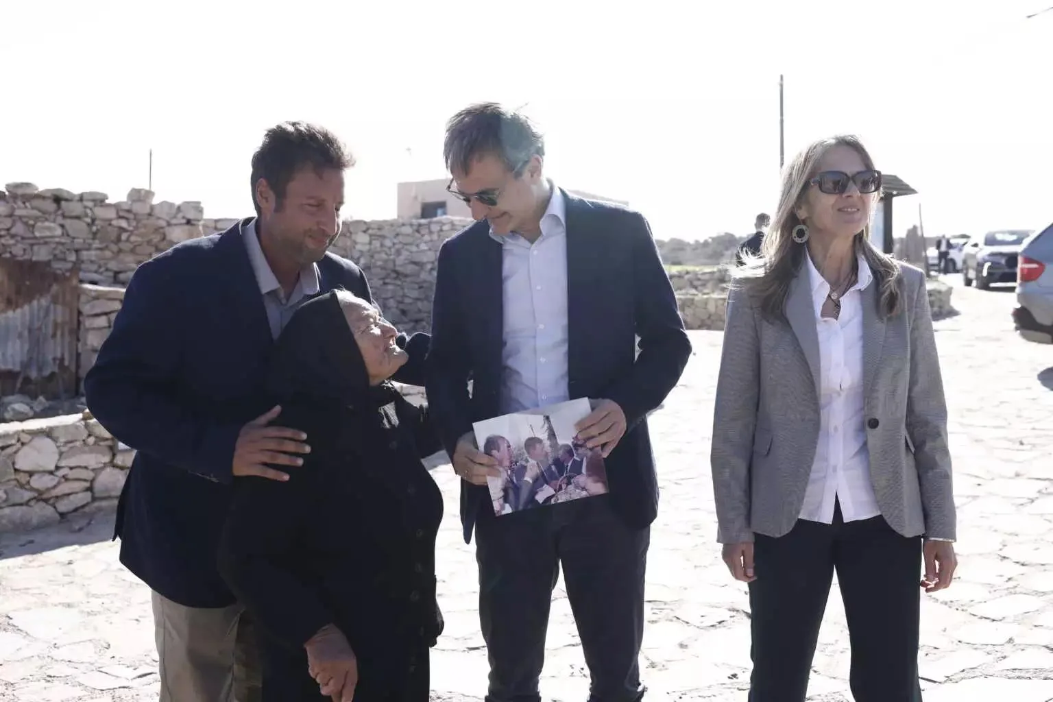 mitsotakis giagia 090909 GAYDOS
