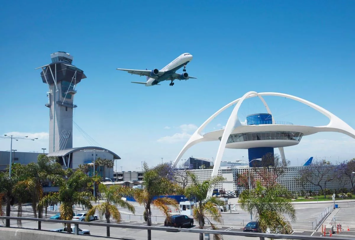 LAX aerodromio los angeles 0909873
