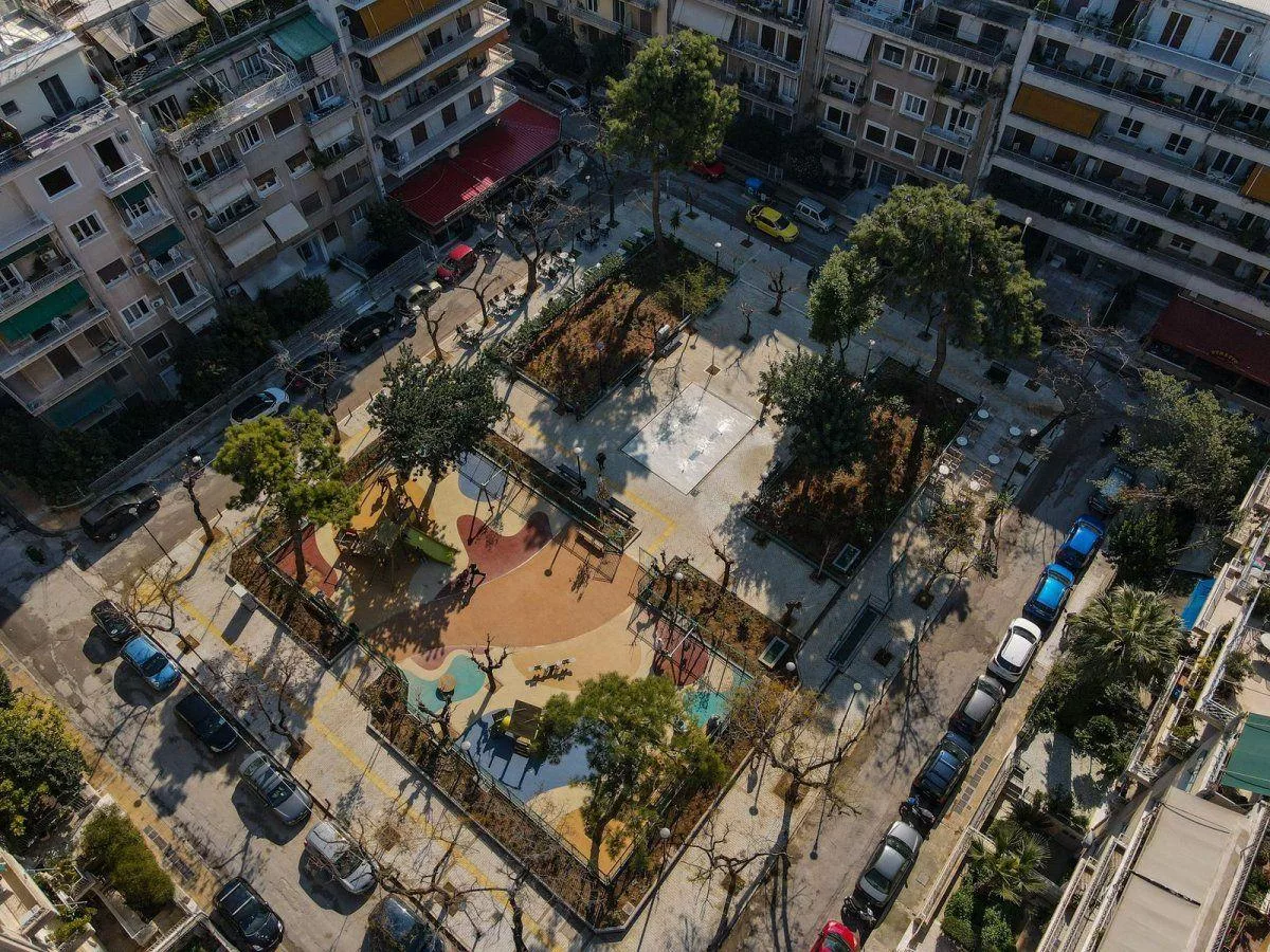 plateia kaliga dimos athinaion 0390930930
