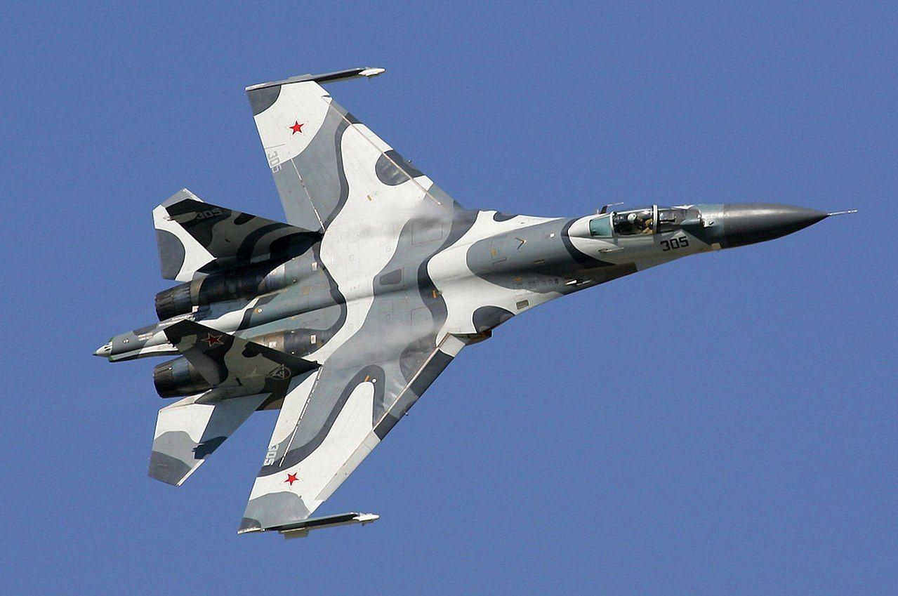 Su 27