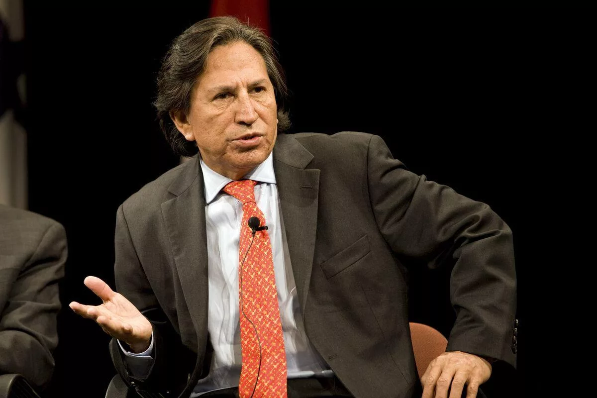 alejandro toledo peru 0909090909