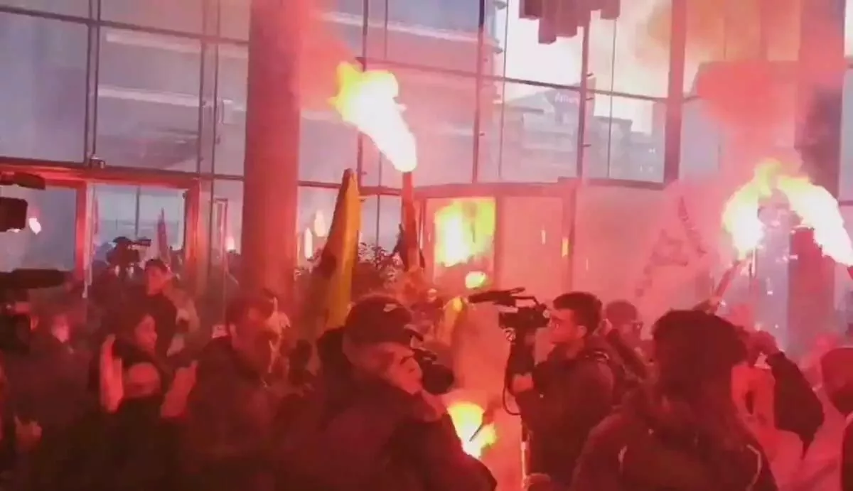 PARISi xRIMATISTIRIO PROTEST 0295555555