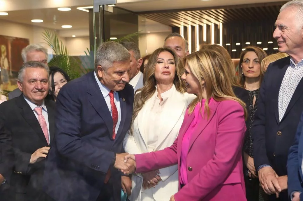 photo rapti patouylis peristeri domi 3