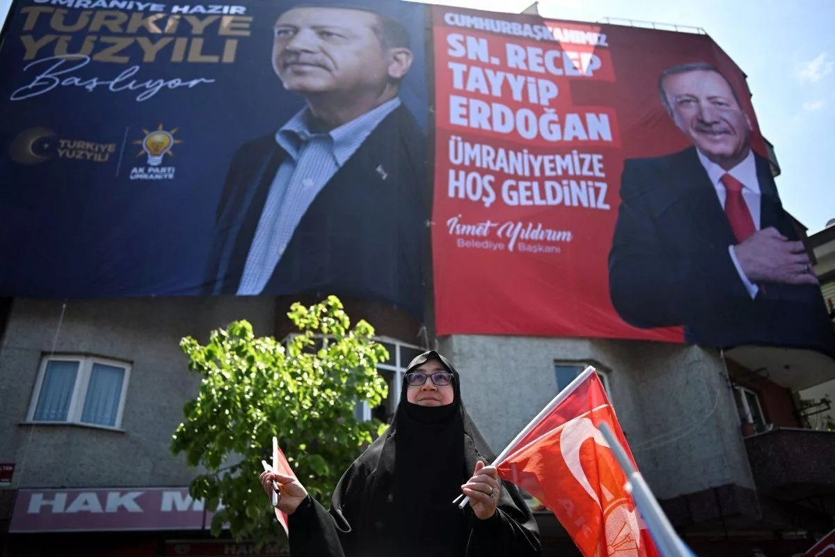 2023 05 13T100946Z 1803694507 RC2LX0A7U8T5 RTRMADP 5 TURKEY ELECTION e1683973448877