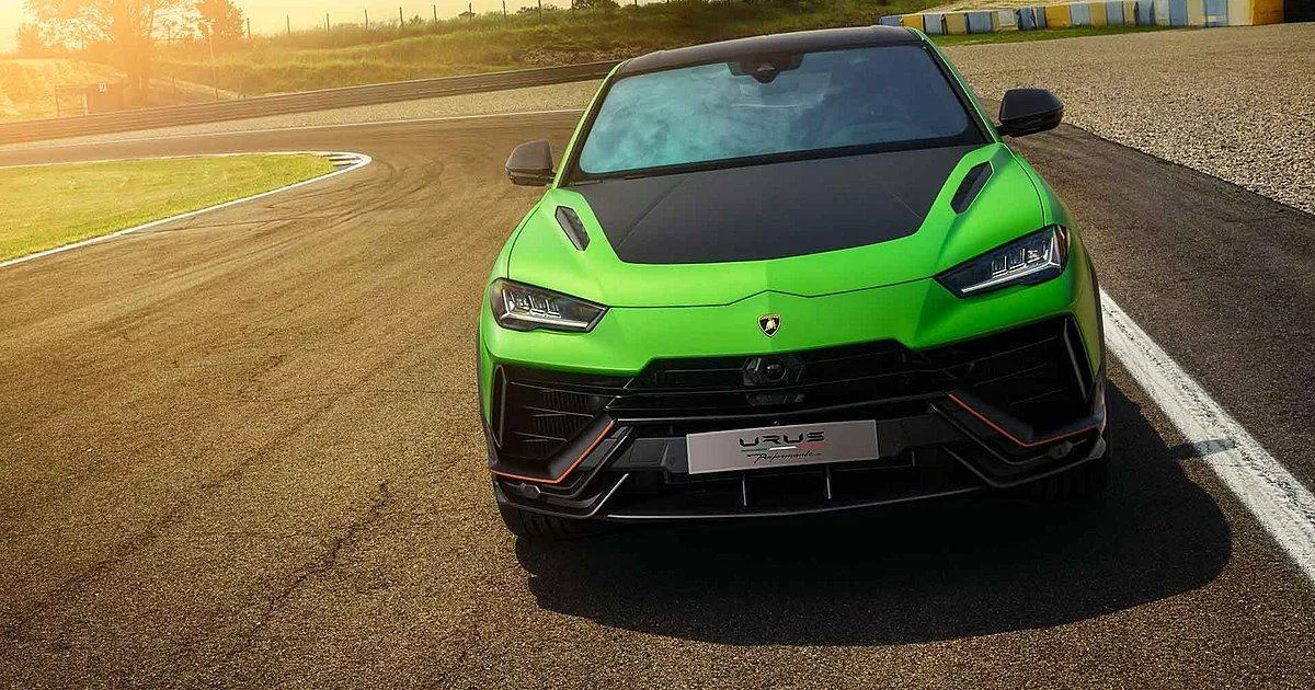 lamborghini urus performante essenza 16 5 2023