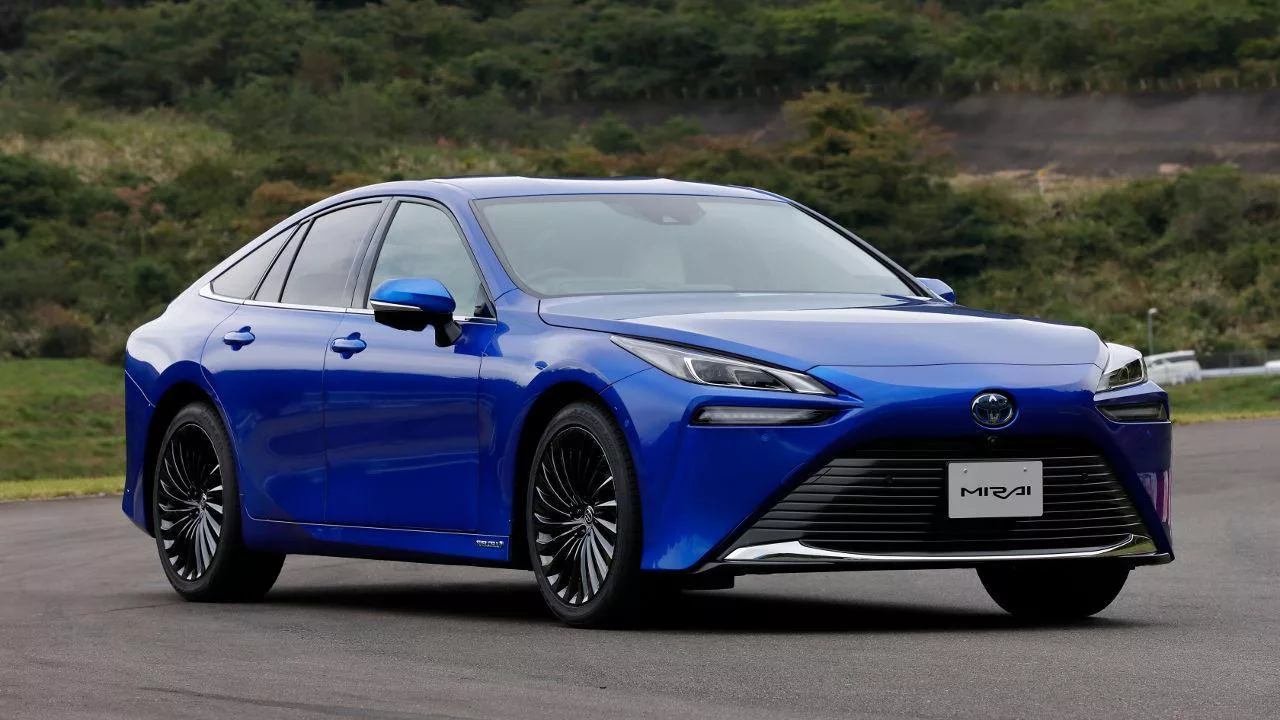 toyota mirai 30 5 2023