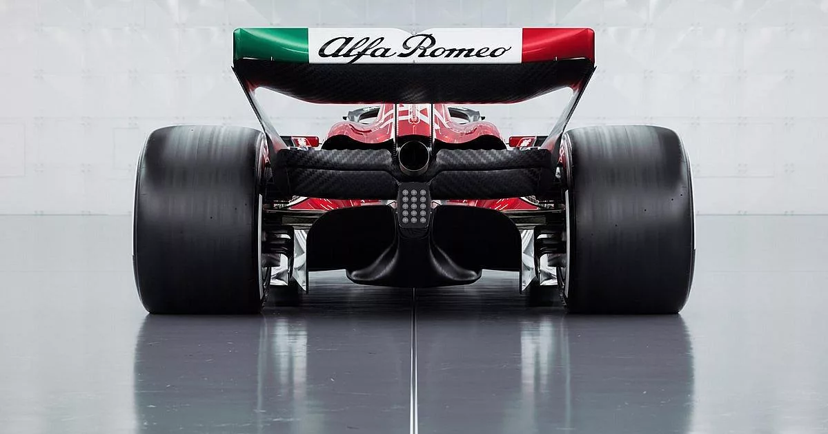 alfa romeo F1 7 6 2023