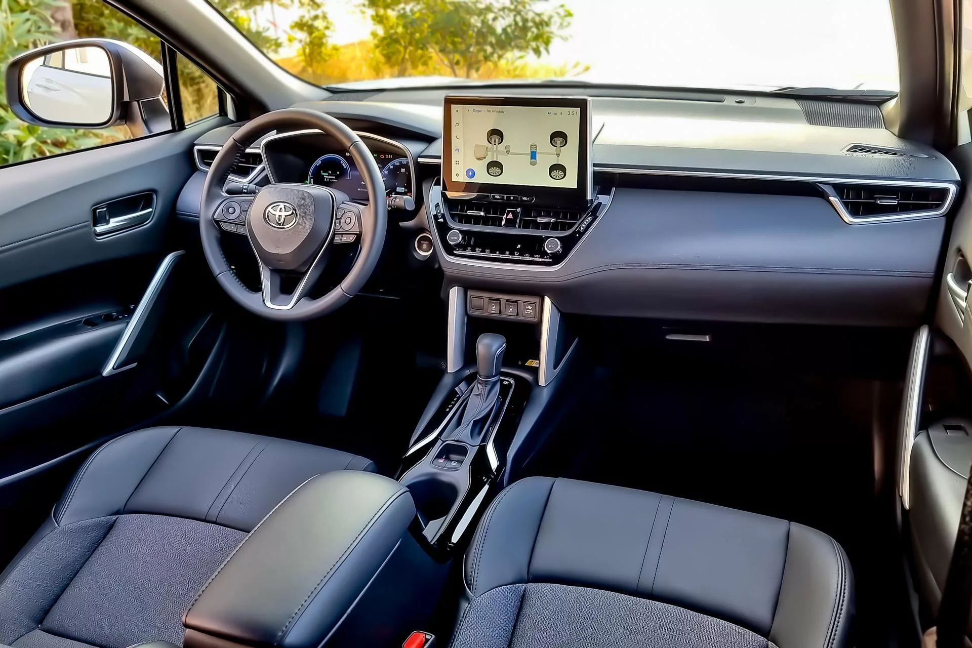 toyota corolla cross 3 6 2023