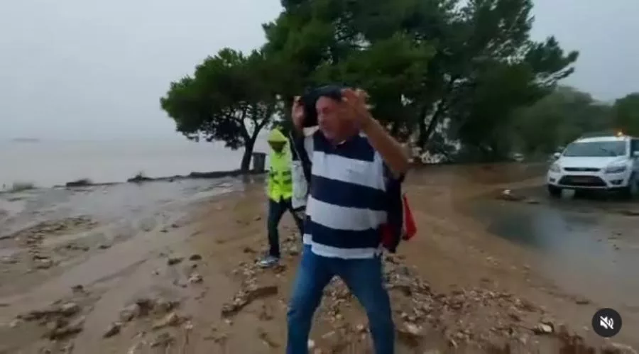 beos mpeos volos plhmmyres 1 2.jpg