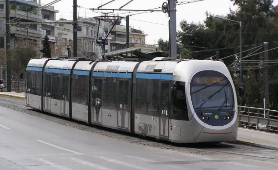 tram-e1698310268911.jpg