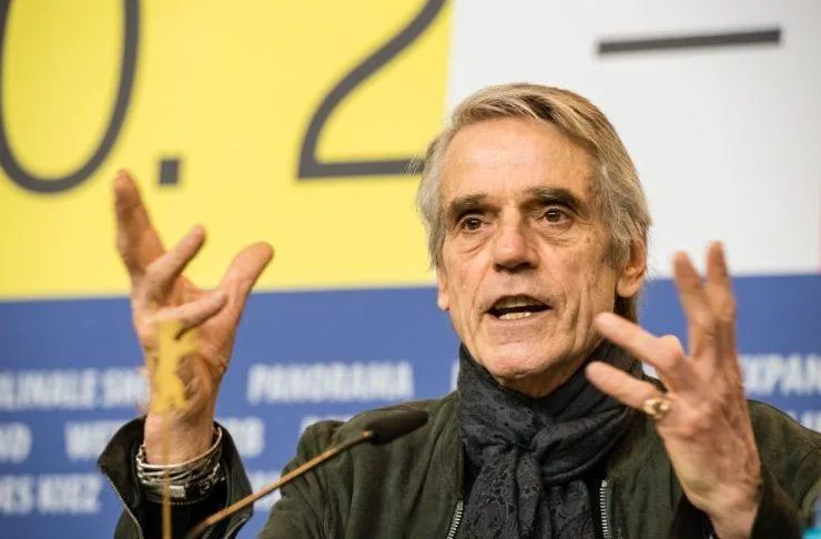 jeremy-irons-e1700552423450.jpg