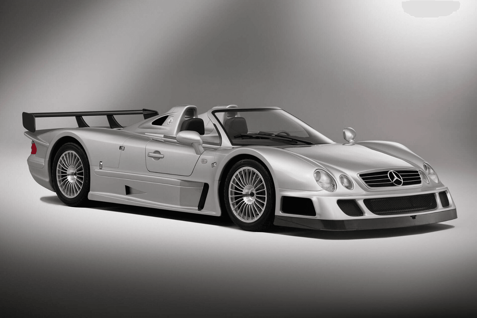 mercedes-clk-gtr-roadster-1_77761_443333-1.png