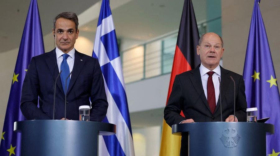 scholtz-mitsotakis-122123-2.jpg