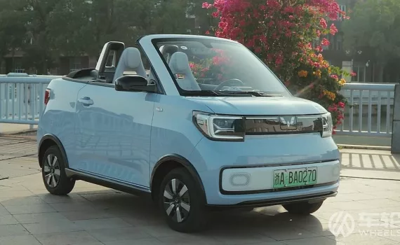 wuling-mini-ev-cabrio-7-11-2023