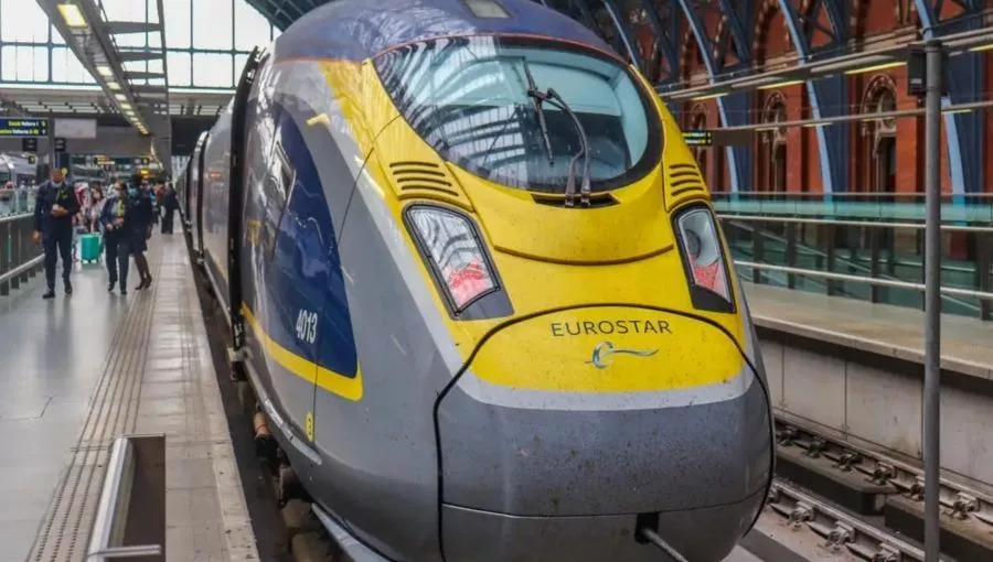 eurostar-train-21212111-1.jpg