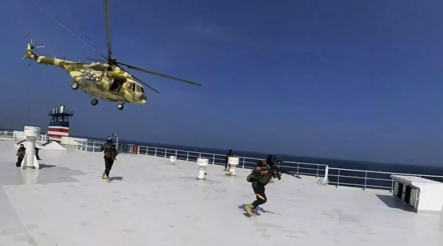 houthi-forces-attack-red-sea-2112-1-1.jpg