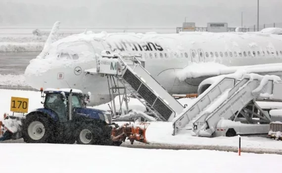 munich-AERODROMIO-snow-212