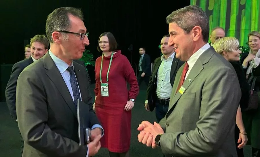 avgenakis 12111111111 1.jpg