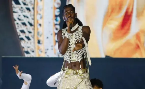 lil nas x 212221.jpg