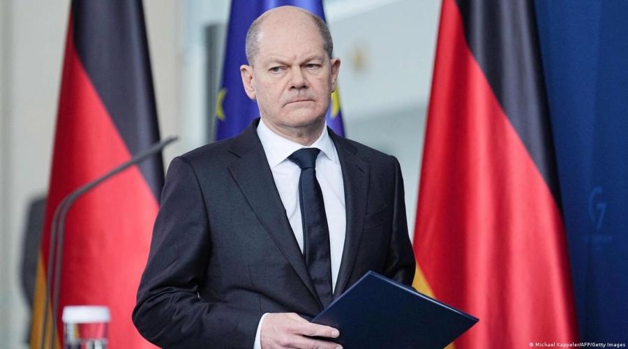 olaf scholz 212 222.jpg