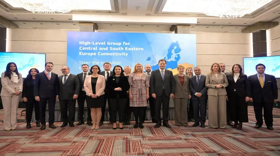 skilakakis skylakakis 12121222.jpg