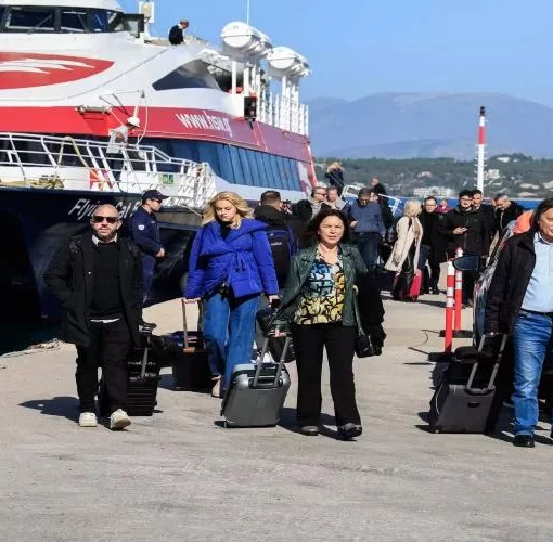 spetses syriza 122112111.jpg