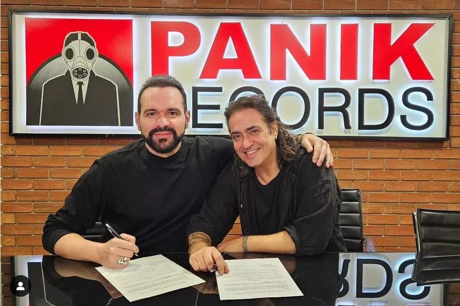 Sxoinas panik.jpg