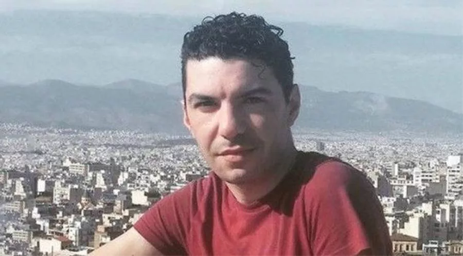 zak kostopoulos 11221211111 1.jpg