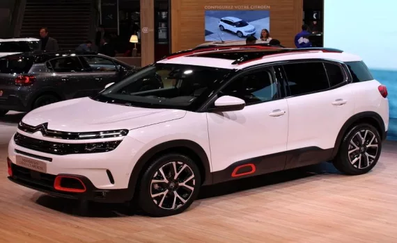 Citroen C5 Aircross 122121111.jpg