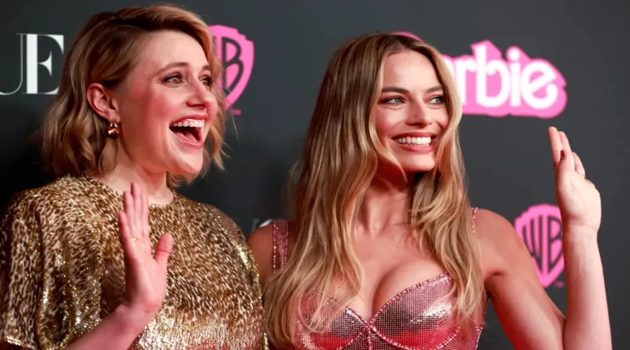 Greta Gerwig margot robbie 2222222.jpg