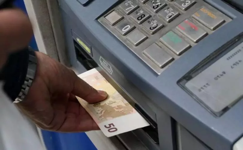 lefta atm 212124 4.jpg