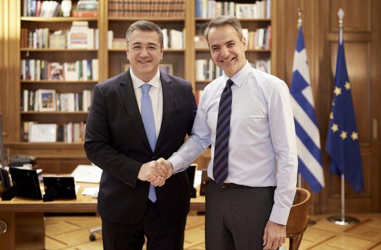 mitsotakis tzitzikostas1 scaled e1707910067872.jpg