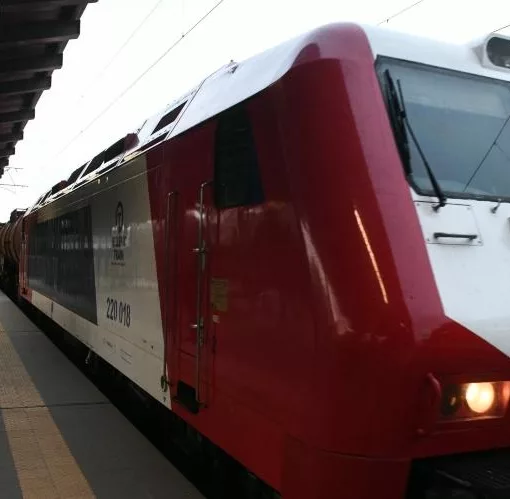 treno hellenic train 1021212121.jpg