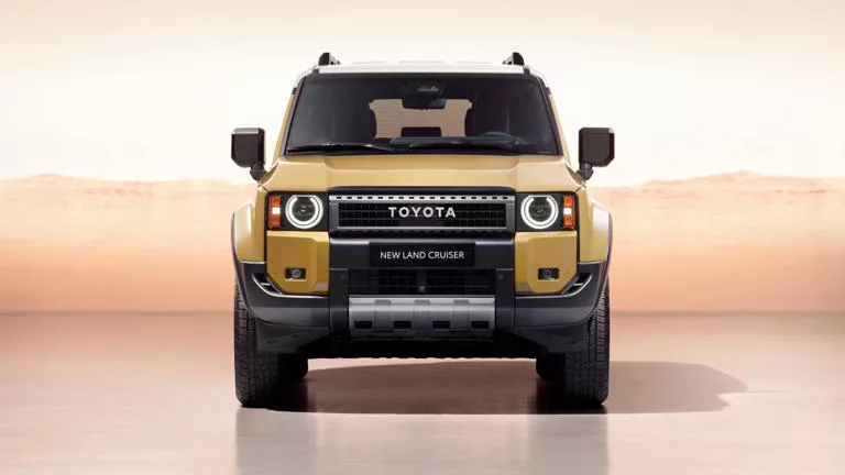 to mikro kai prosito toyota land cruiser