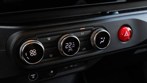  Renault Twingo E-Tech Electric﻿